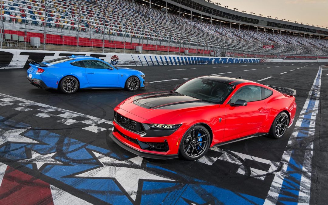 Ford Offering Performance Driving Programs for Mustang Buyers at Charlotte Motor Speedway