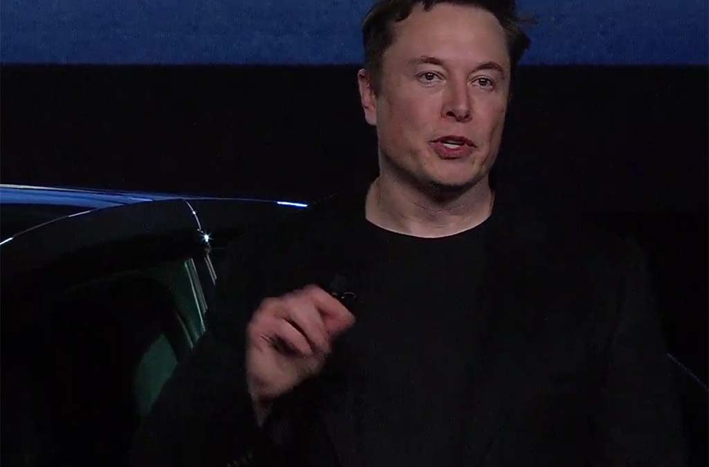 Musk Promises to Reveal Tesla Robotaxi in August