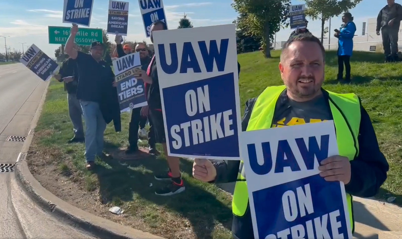SHAP workers picket two