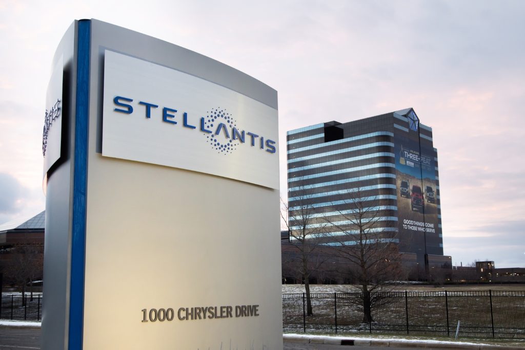 The new Stellantis signage was revealed at the company’s North America office in Auburn Hills, Mich., marking the launch of a world leader for a new era of sustainable mobility. The new company was formed by the merger of FCA and Groupe PSA.