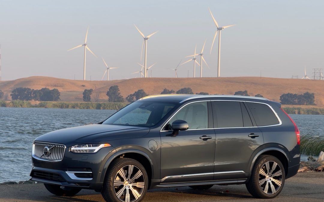 2024 Volvo XC90 T8 Recharge Ultimate Makes Waves in Midsize Segment