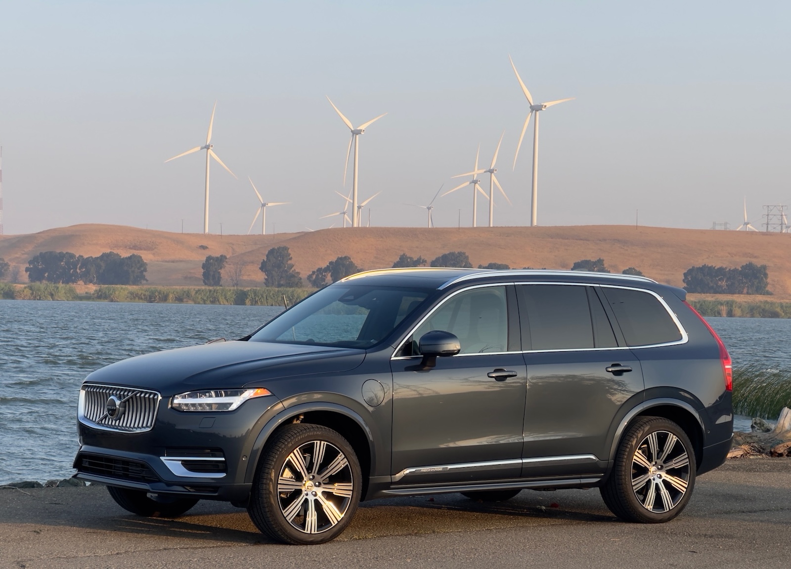 2024 Volvo XC90 T8 Recharge Ultimate Makes Waves In Midsize Segment 