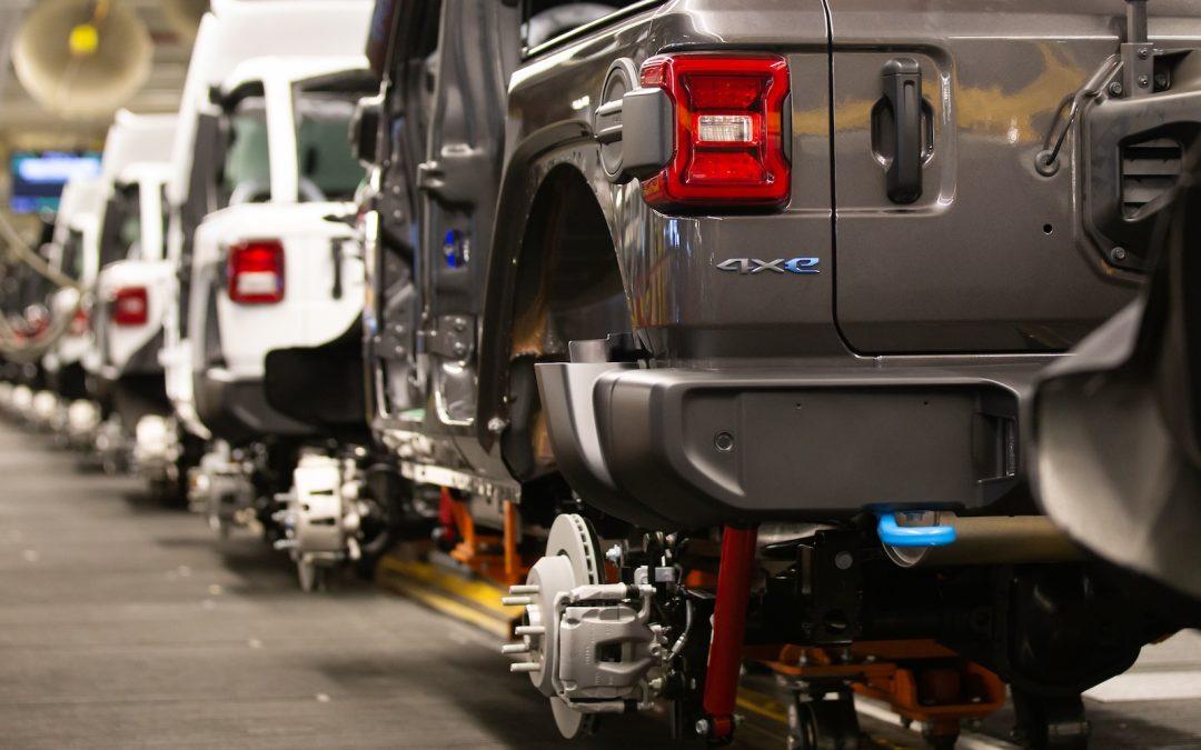 Nearly 3,700 Jeep Workers Warned of Layoffs — Blames California