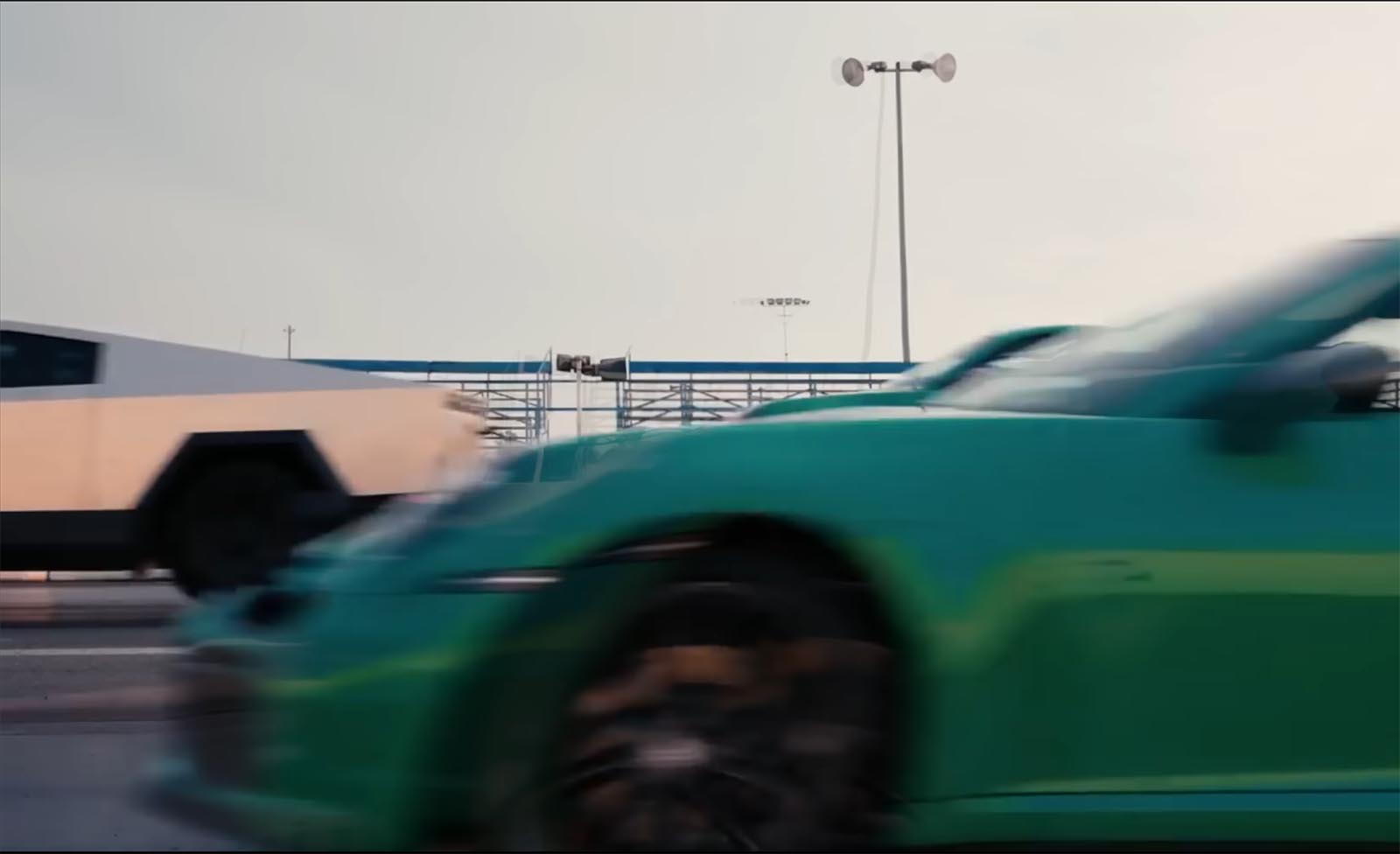 Tesla Cybertruck - Drag Race 2
