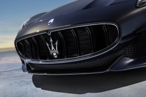 Maserati GranCabrio Trofeo grille REL