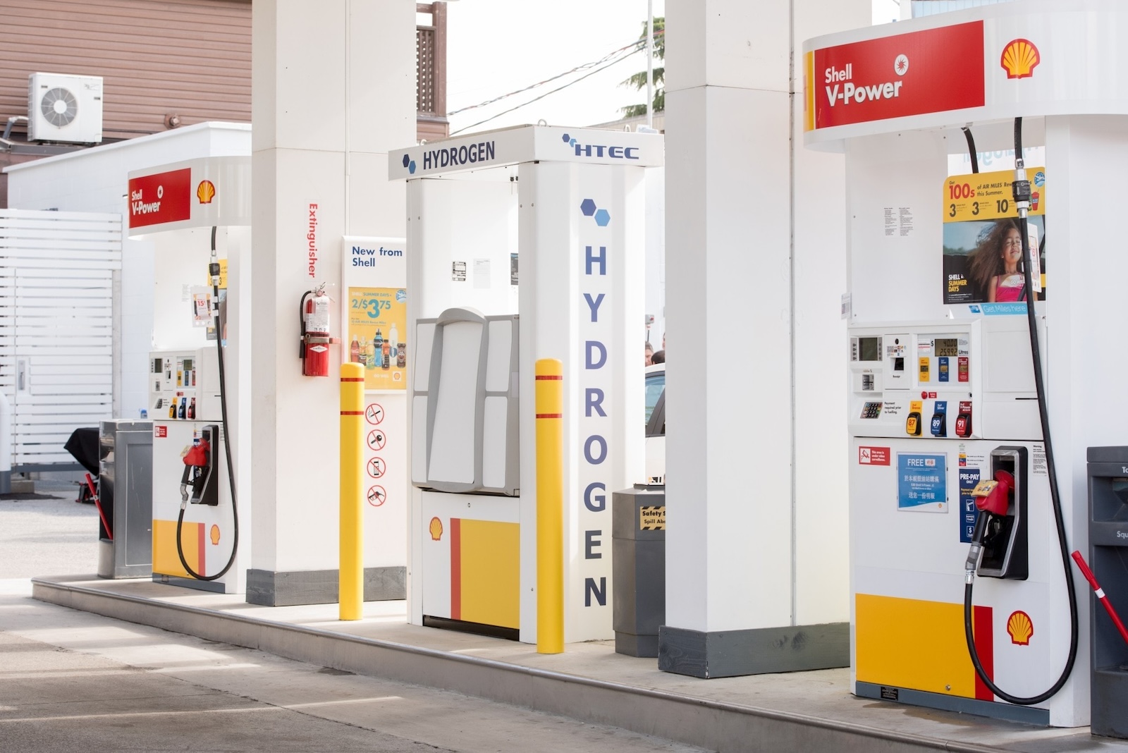 Shell hydrogen station covered