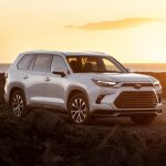 2024_Toyota_GrandHighlander_Limited_WindChillPearl_001