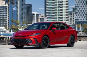 2025 Toyota Camry - SE front 3-4