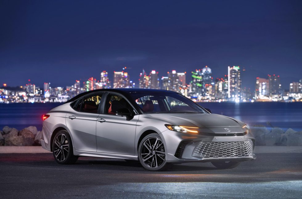 First Drive: 2025 Toyota Camry – Hybrid Power Takes it to a New Level ...