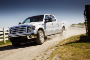 2014 Ford F-150 Lariat driving REL