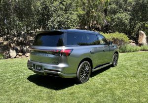 2025 Infiniti QX80 - rear 3-4 on grass