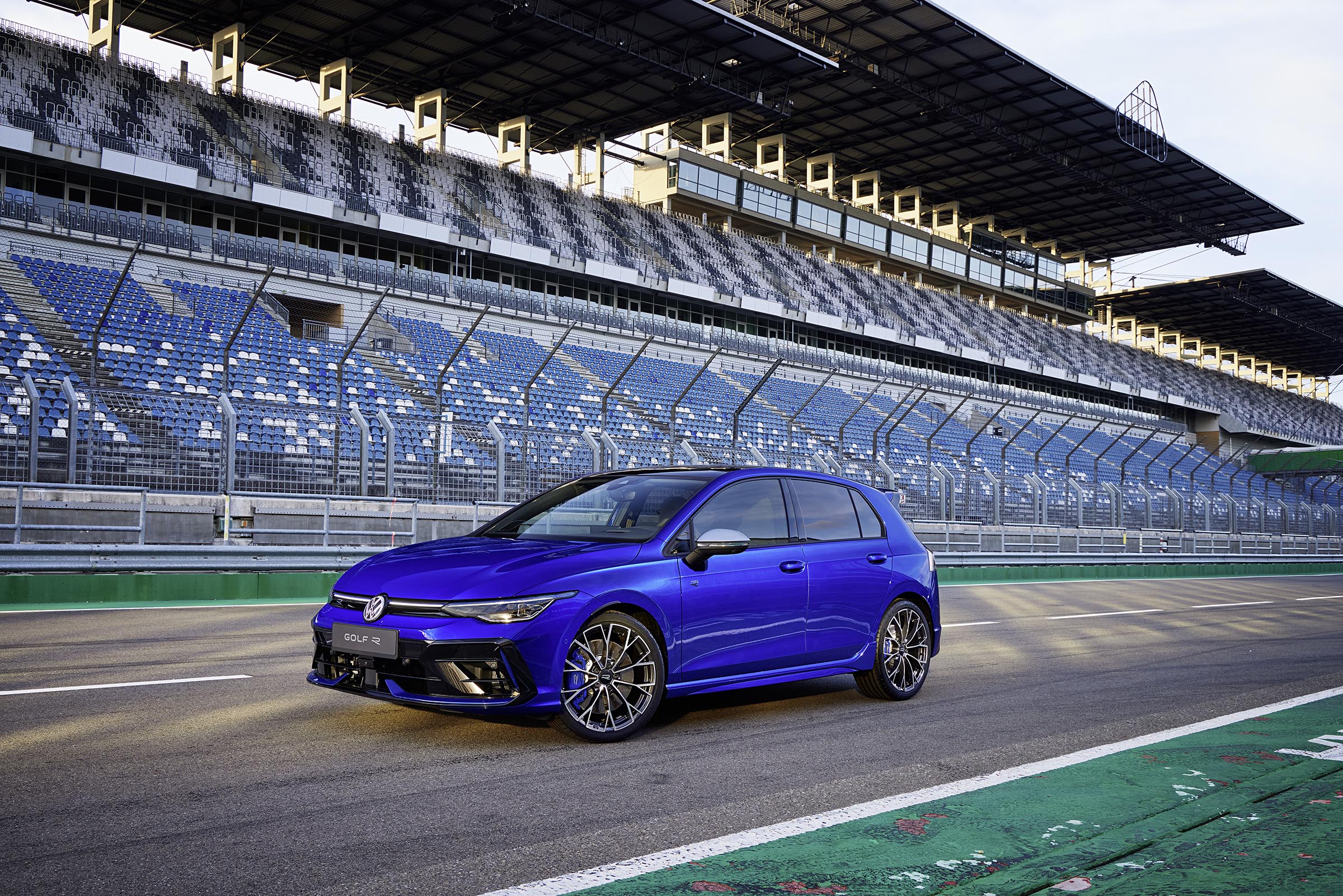 2025 Volkswagen Golf R - track beauty shot