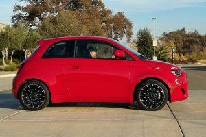 2024 Fiat 500e side