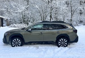 2025 Subaru Outback Touring XT - side