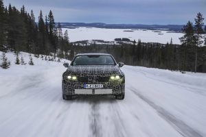 BMW i3 - Winter Testing - low front