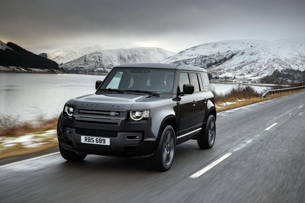 Land Rover Defender 110 - winter driving