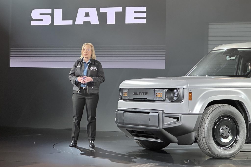 Slate Auto - w Barman