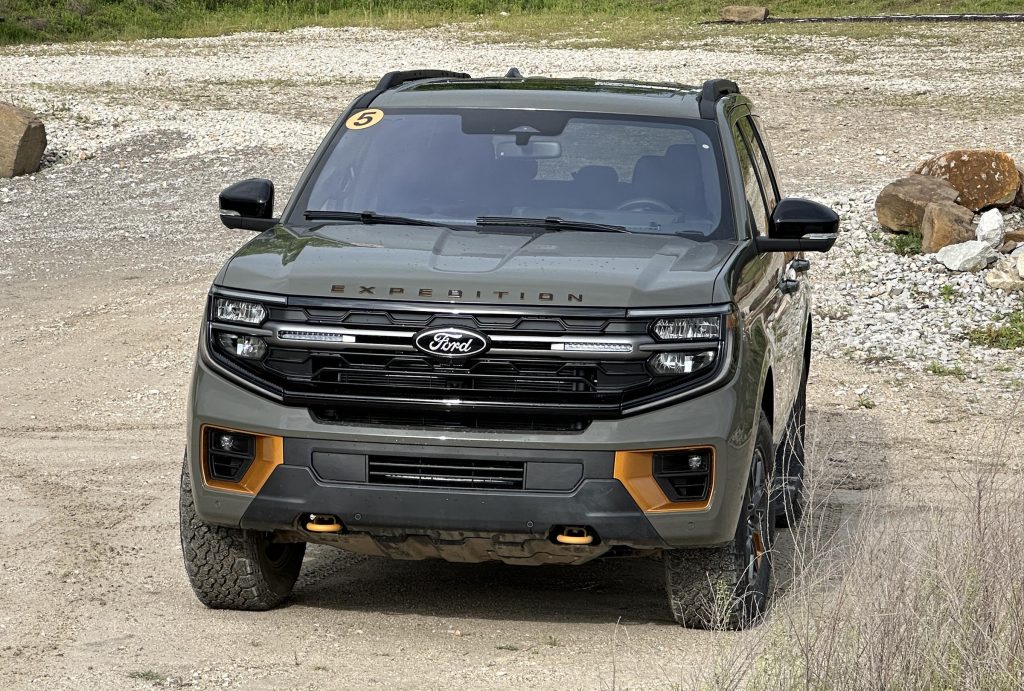 2025 Ford Expedition - front