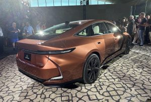 2026 Lexus ES 500e - rear 3-4