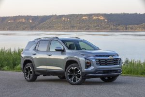 2025 Chevrolet Equinox LT front 3-4 REL