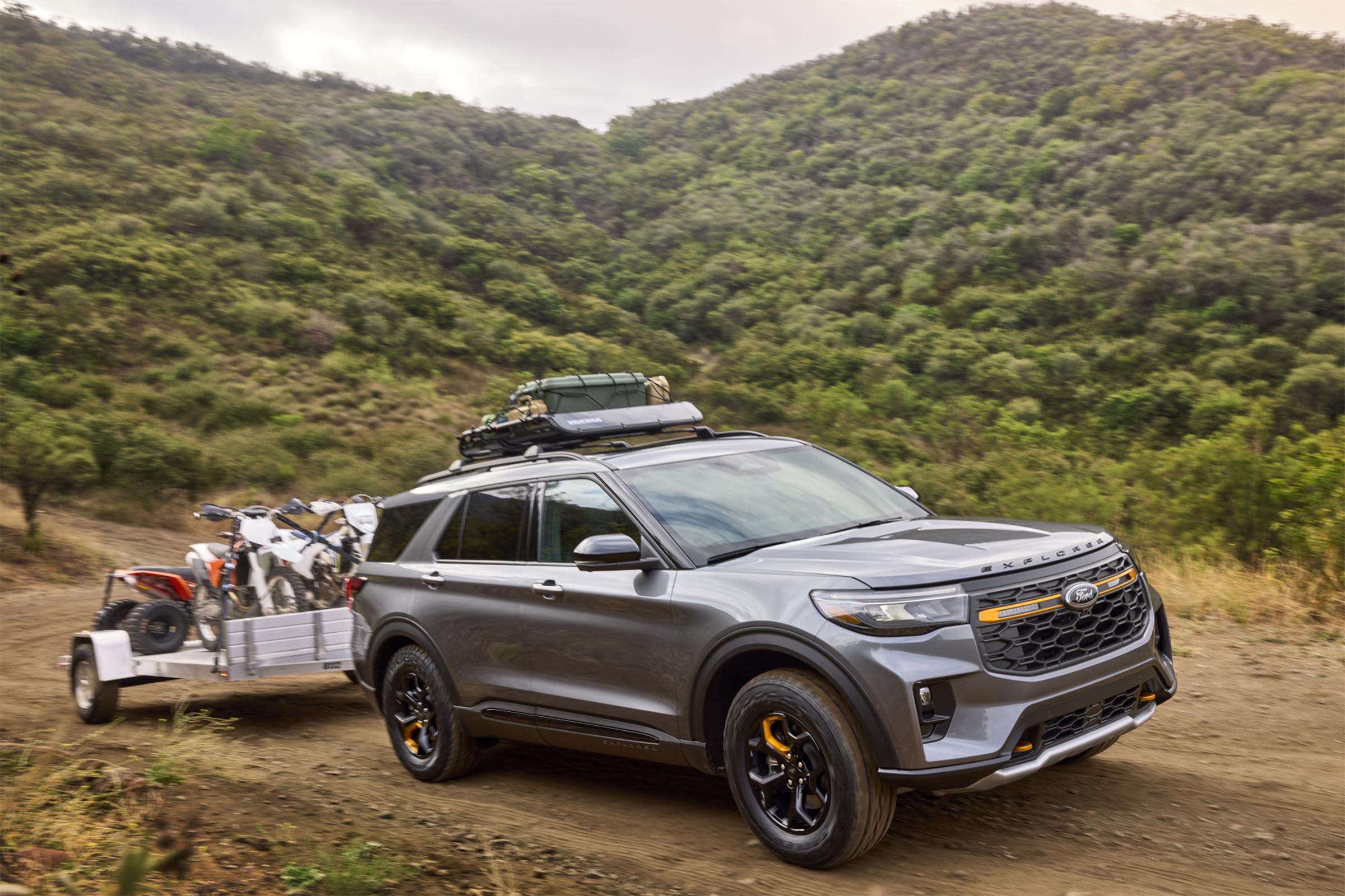 2026 Ford Explorer Tremor - towing off-road