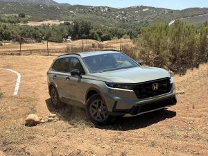 2026 Honda CR-V TrailSport - climbing hill - side