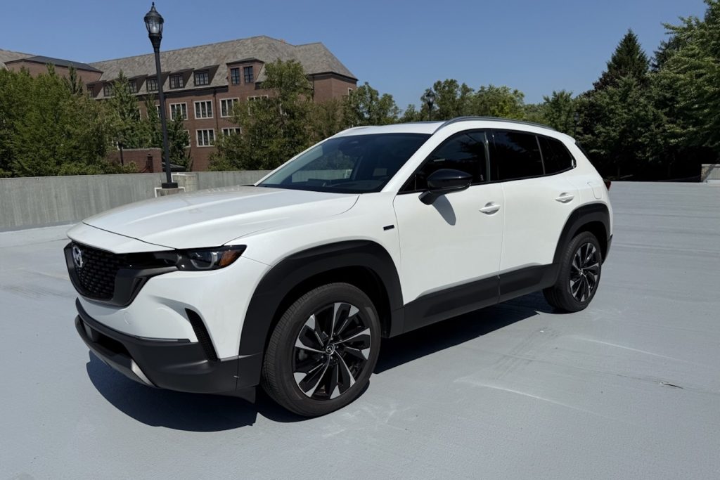 2025 Mazda CX-50 Hybrid front 3-4