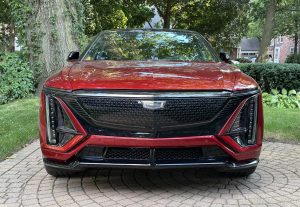 2026 Cadillac Lyriq-V - nose