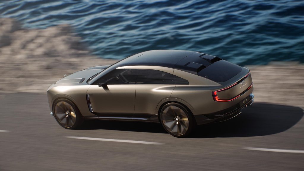 Bentley EXP 15 - rear 3-4 driving