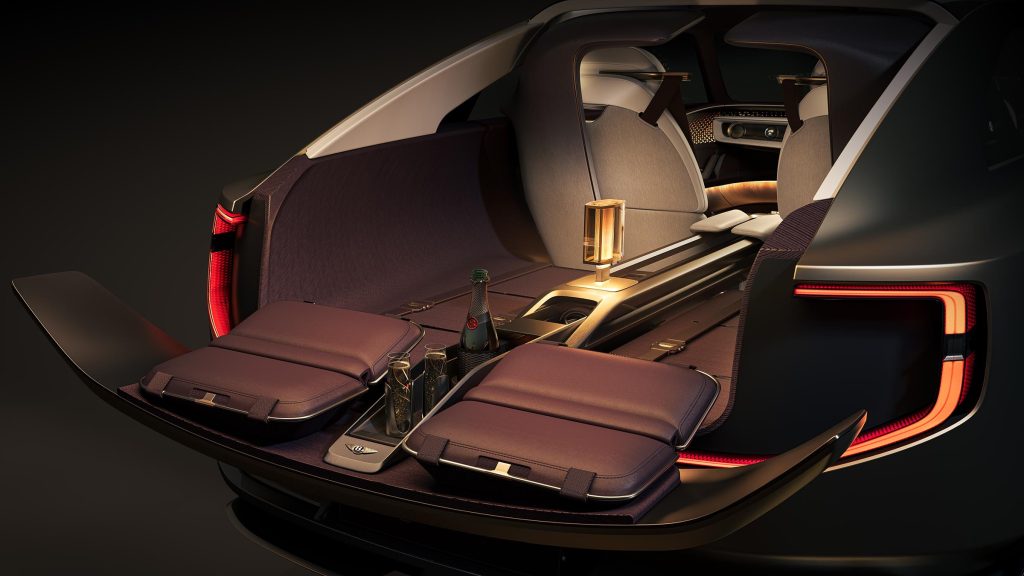 Bentley EXP 15 - tail