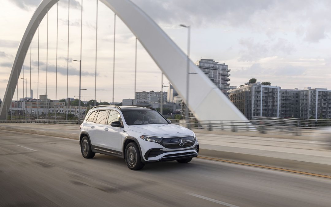 EV Sales Set to Slide as Fed Tax Credits Expire – Forcing Desperate Automakers to Roll Out Big Deals