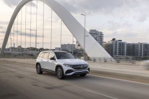 2022 Mercedes-Benz EQB 300 - front driving RLS