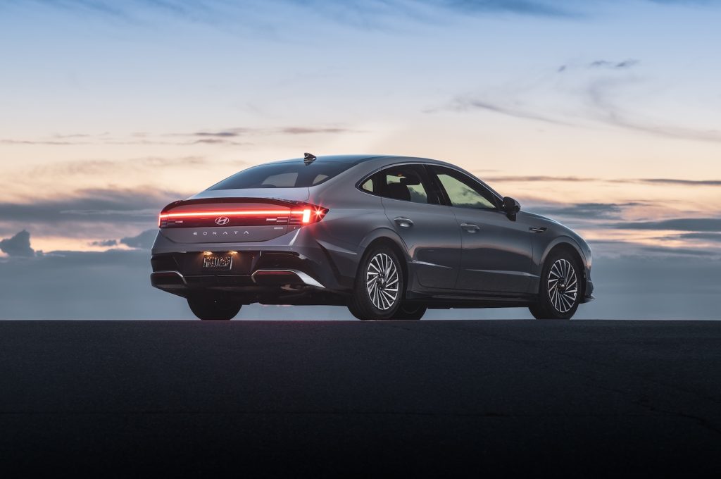 2025 Hyundai Sonata Limited Hybrid rear REL