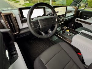 2025 GMC Hummer SUV 3X cockpit