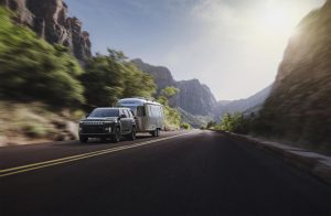 2026 Jeep Grand Wagoneer - hauling trailer