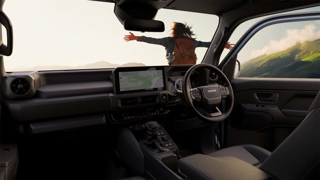 Toyota FJ Cruiser Concept - interior v2