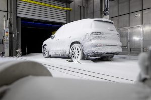 2027 Mercedes-Benz GLB - rear 3-4 winter testing