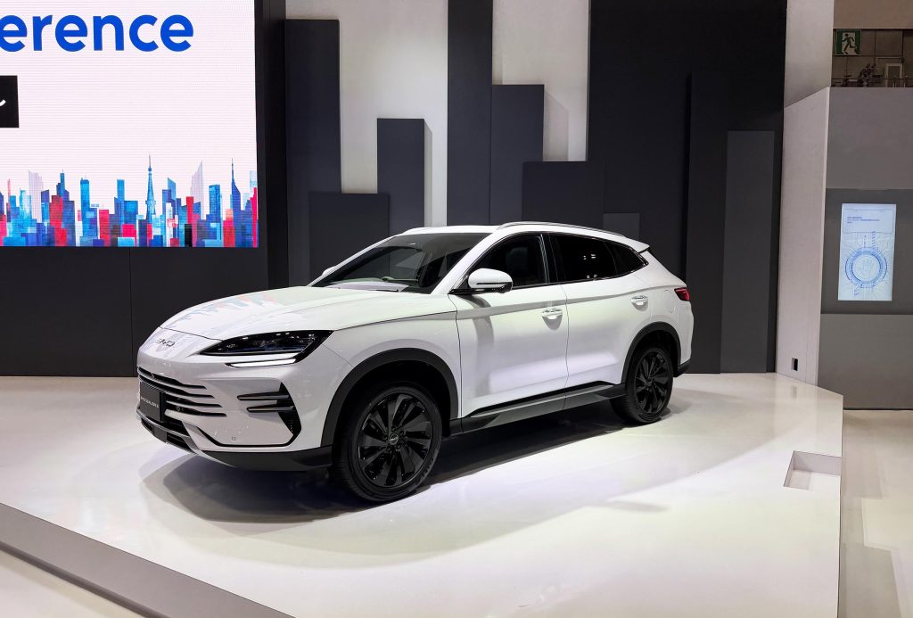 BYD Sea Lion 6 - side