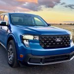 2025 Ford Maverick XLT AWD front 3-4