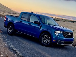 2025 Ford Maverick XLT AWD side angled