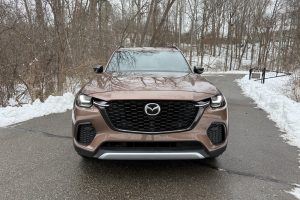 2026 Mazda CX-70 nose