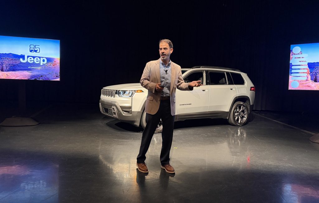 2026 Jeep Cherokee - w Mauricio Lopez