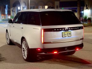 2026 Range Rover SE LWB rear 3-4