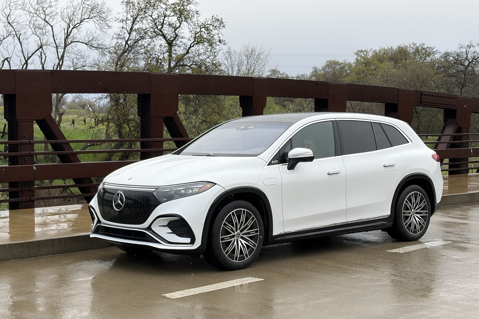 2026 Mercedes EQS 400 white front 2026 Mercedes EQS 400 white front