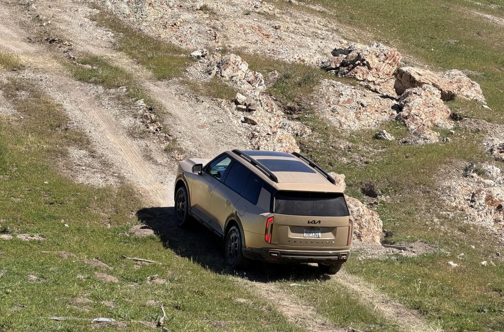 2027 Kia Telluride X-Pro - climbing hill