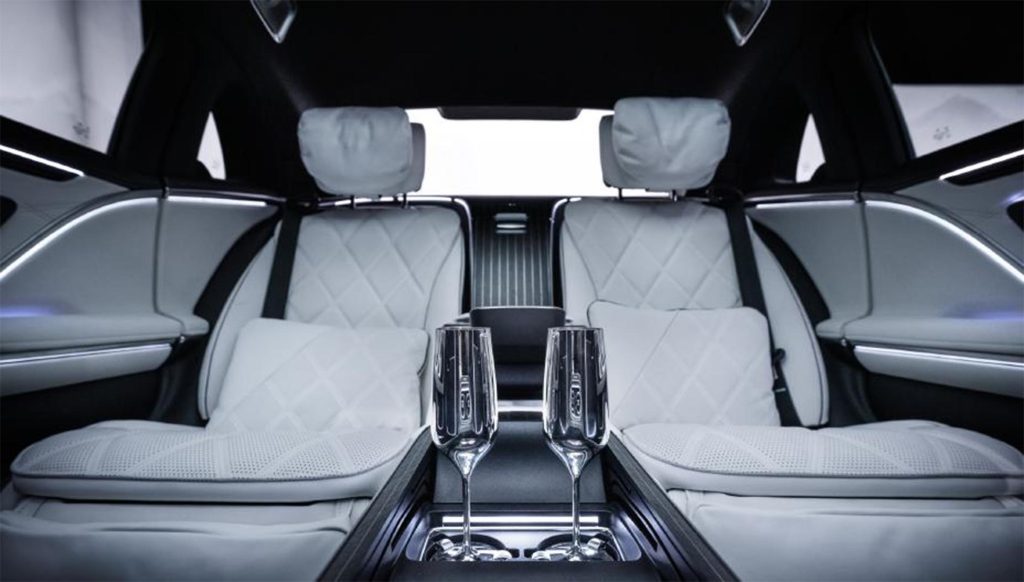 2027 Mercedes-Maybach S680 - champagne flutes