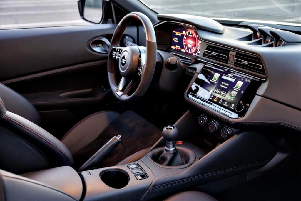 2027 Nissan Z NISMO - manual interior