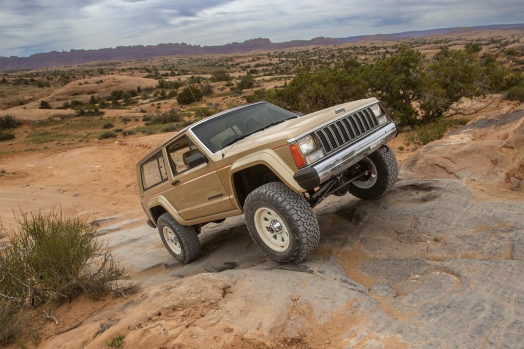 Jeep Pioneer XJ Concept - hill climbing REL