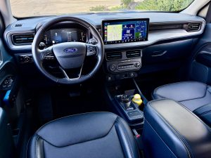 2026 Ford Maverick Lobo interior