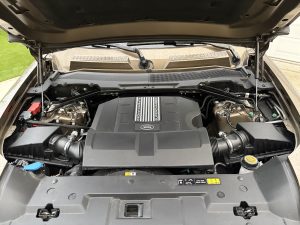 2026 Land Rover Defender 110 P500 engine